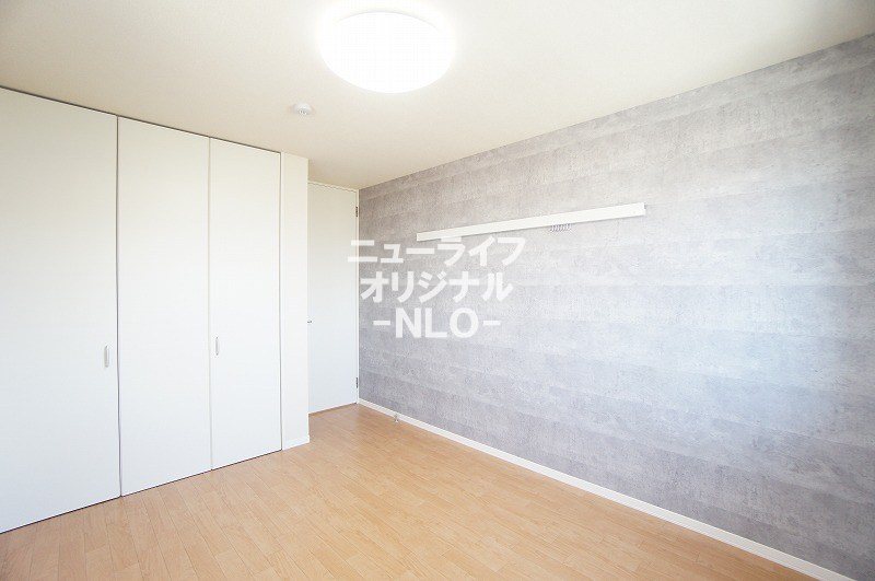 ノイエス・レーベン その他