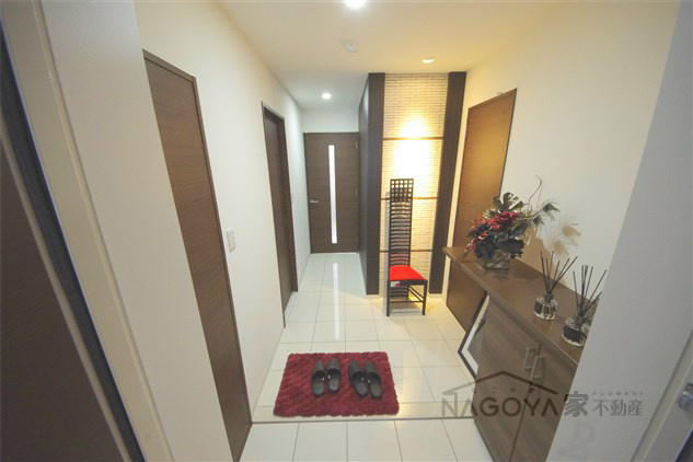 GK fan レジデンス 玄関