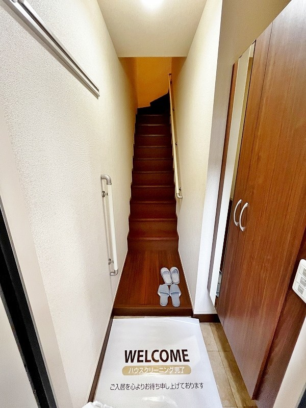 デｨアレジデンス竪林  玄関