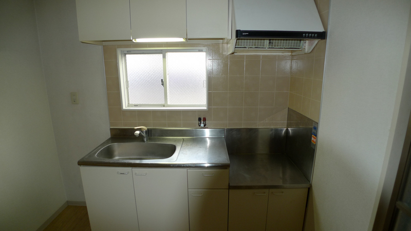 ルリ・サンヒルズ　E棟 キッチン