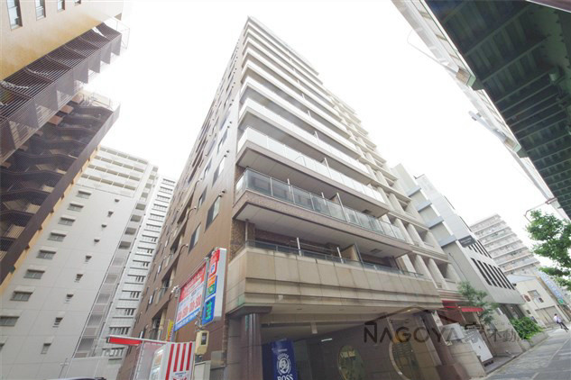 RｰCourt泉 外観写真