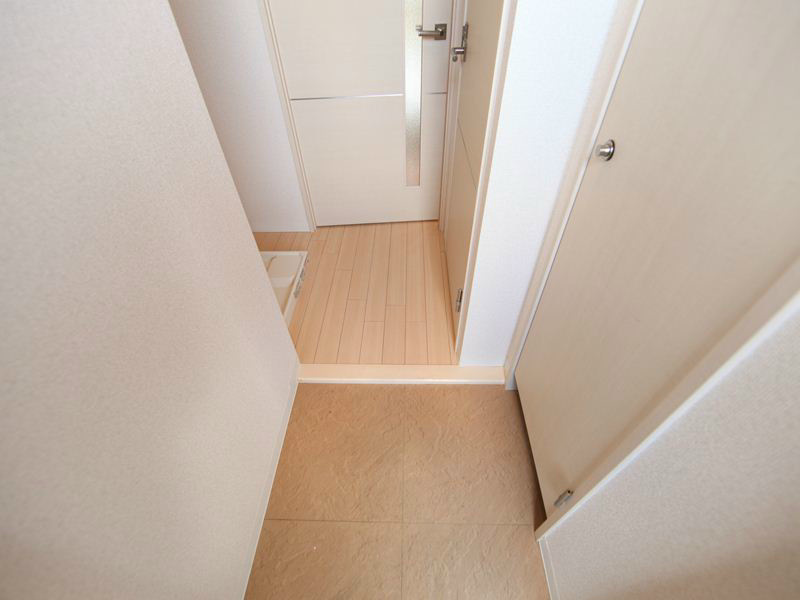 愛知県名古屋市中村区中島町１丁目 玄関