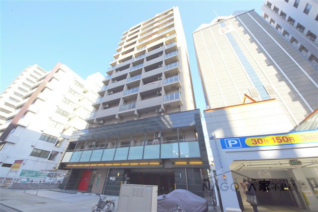 Gramercy Shirakawa Koen 外観