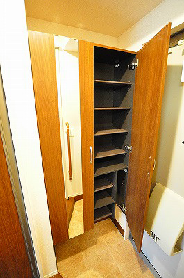 ボヌール沼 玄関