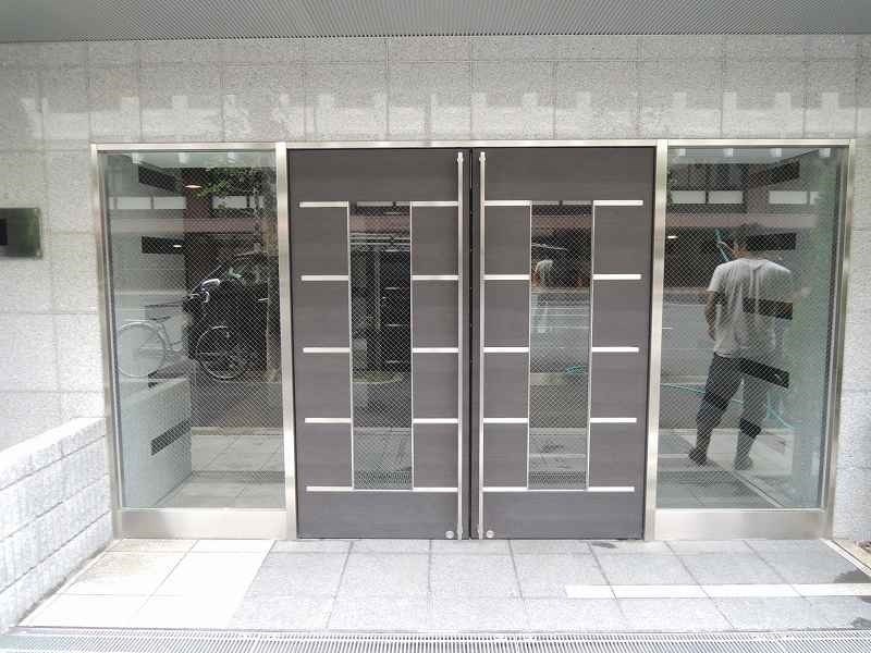 メインステージ千代田岩本町コモデ エントランス