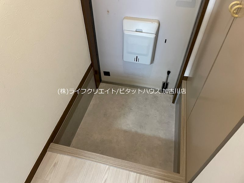 白池東ハイツ 玄関