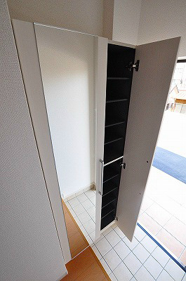 ハーモニーガーデン小文字Ⅰ  玄関