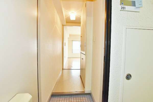 サンモリッツ小倉壱番館   玄関