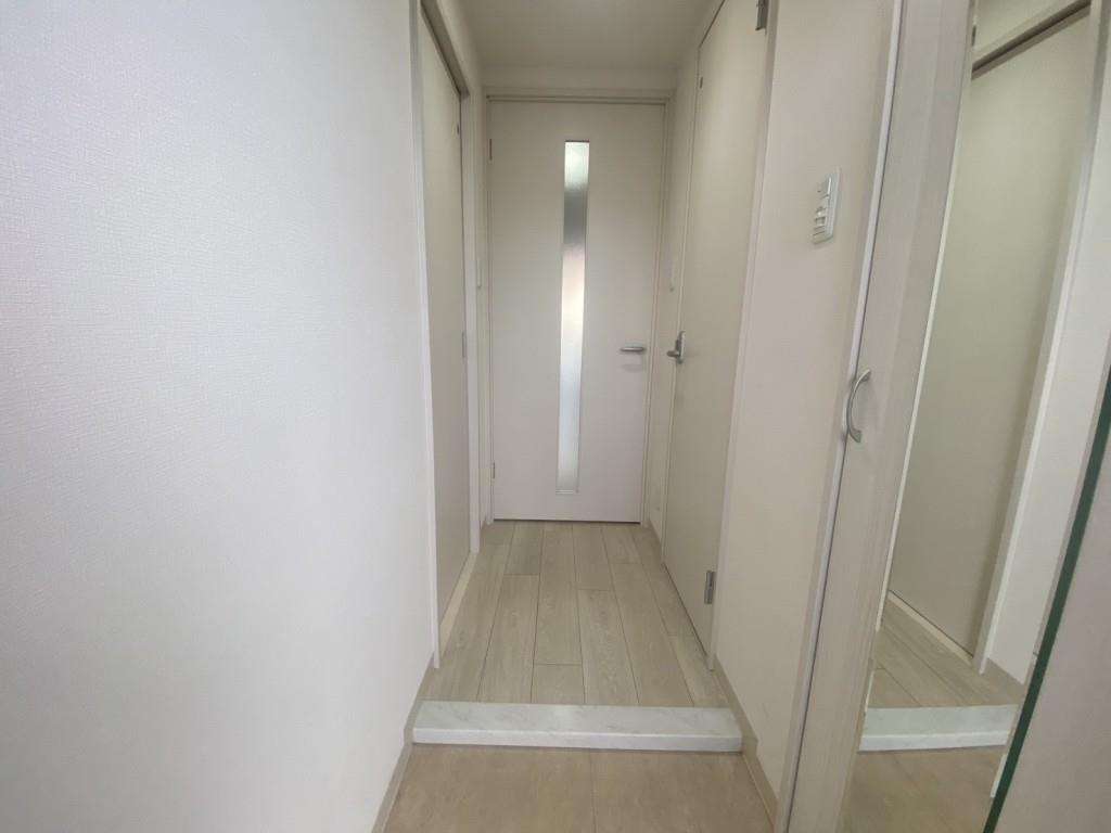 フランディル･オーラ江坂 玄関