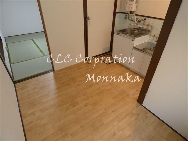 余村アパート リビング