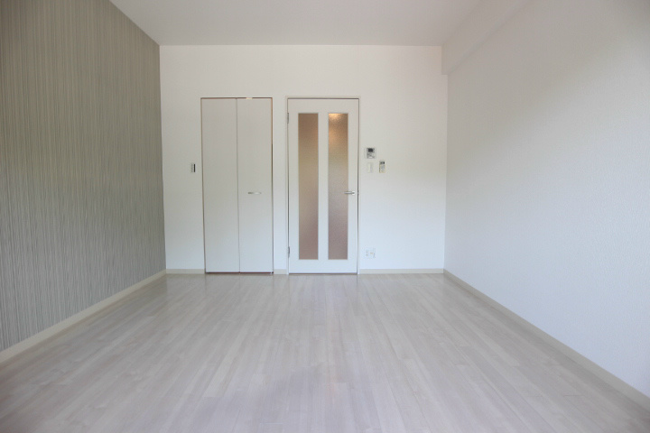 ツルトスコⅡ番館 リビング