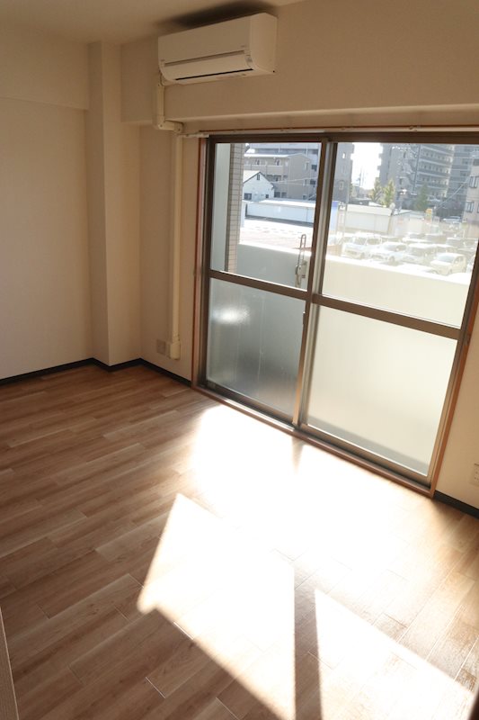 コンフォール日根野 ベッドルーム