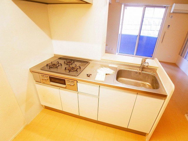 ＡＸＩＳ北松戸 キッチン