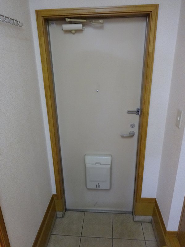 ジュネス駒沢 玄関