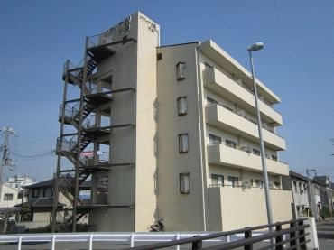 エレベーター付きのマンション！