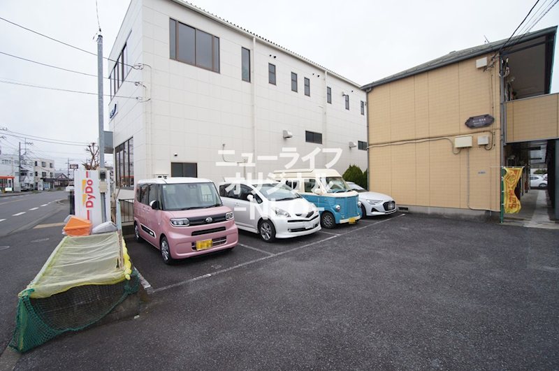 メゾン南矢名 駐車場