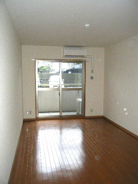 キャッスル常滑 ベッドルーム