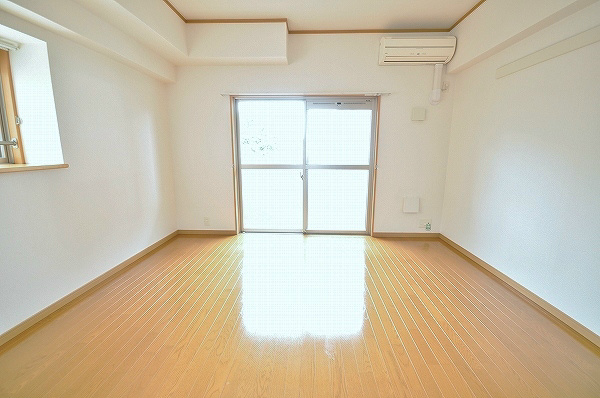 アーバンフォレスト片野 ベッドルーム