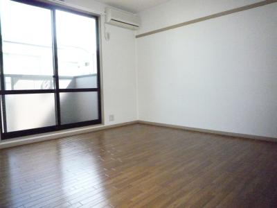 ディアコート到津  リビング