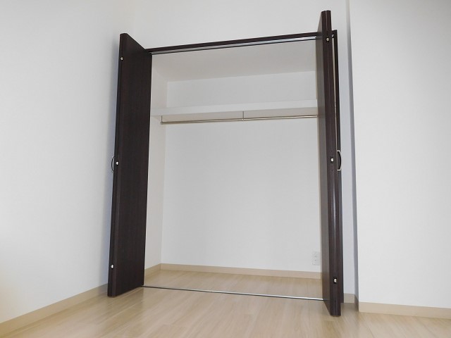 イースタンビル 収納