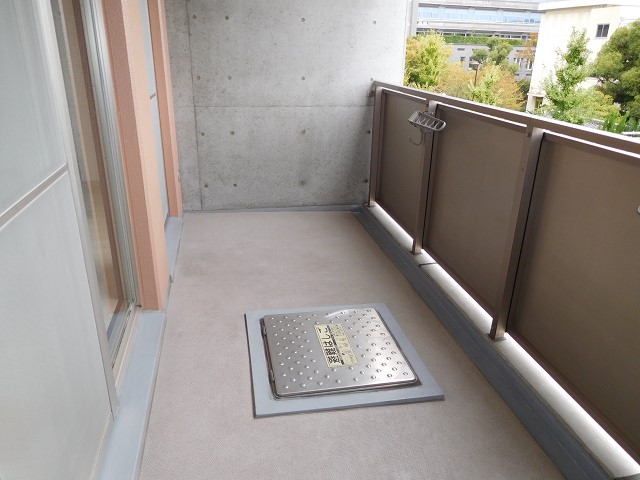 イースタンビル ベランダ