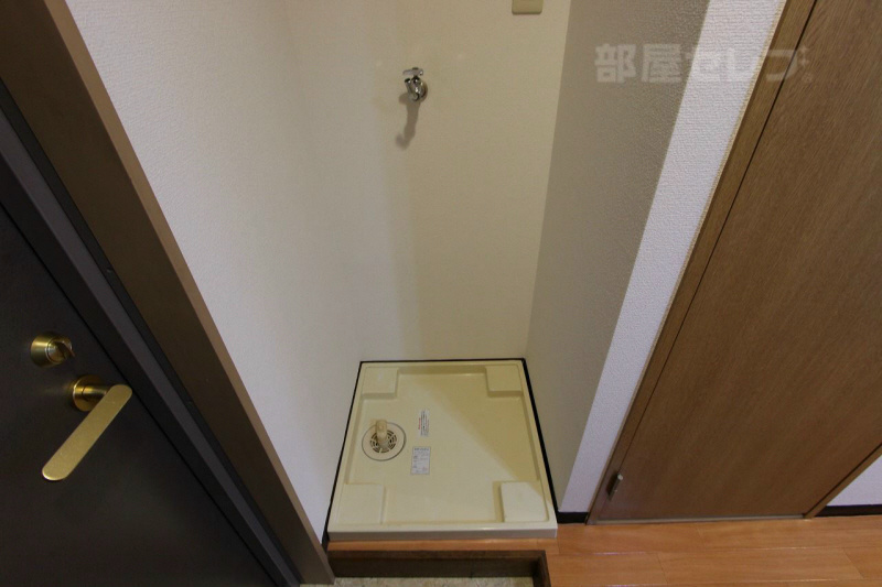 愛知県名古屋市中区栄５丁目 玄関