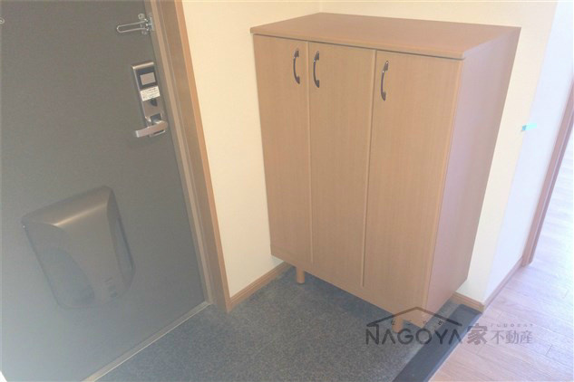 スティ・マキ 玄関