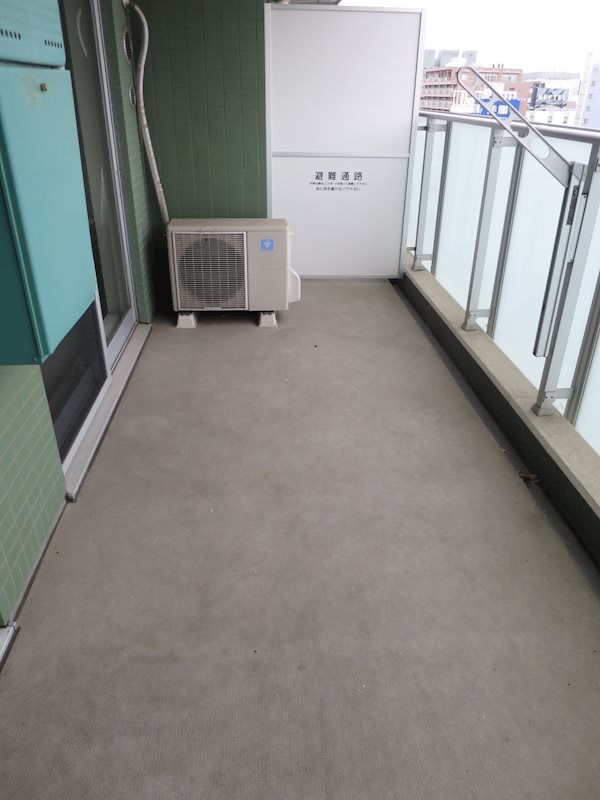 新横浜ヴォアール ベランダ
