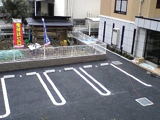 グランツフリーデ 駐車場
