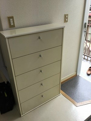 リヴレーヌ弐番館 玄関
