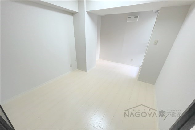 アヴォワール丸の内 ベッドルーム