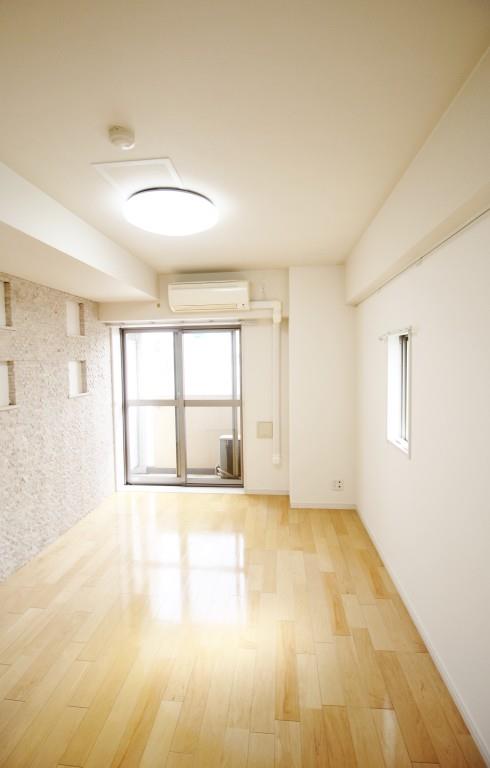 ベルパラーゾ シロカネ リビング