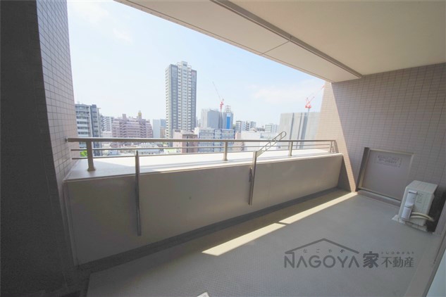 meLiv上前津 ベランダ