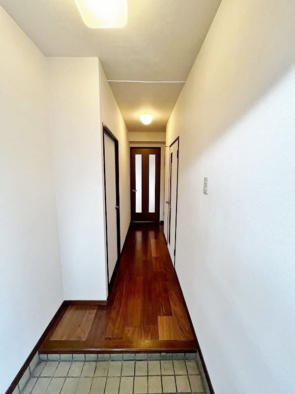 高田ツイン 玄関