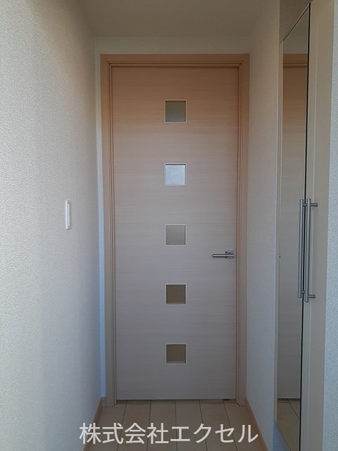 カドリフォリエ 玄関