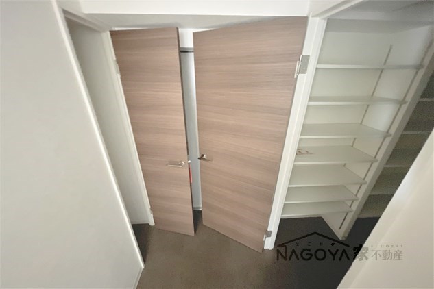 SEIZAN　COUAT 玄関