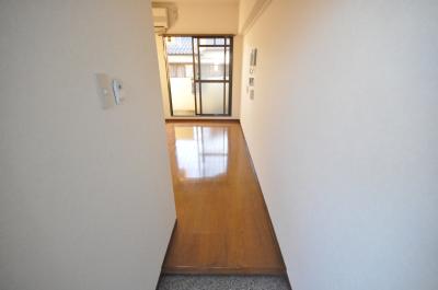 PLEAST下到津の丘 玄関