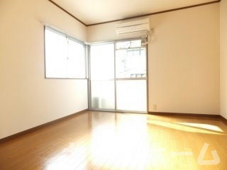 愛知県名古屋市名東区高社２丁目 リビング