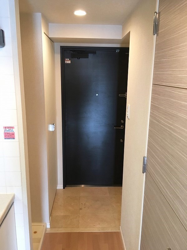エスティメゾン赤羽 玄関