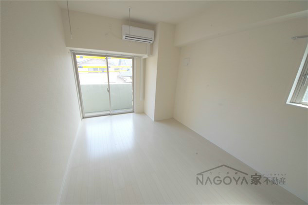 パークフラッツ新栄 リビング