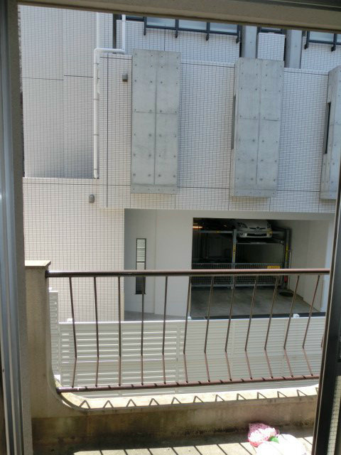 愛知県名古屋市千種区新池町４丁目 ベランダ