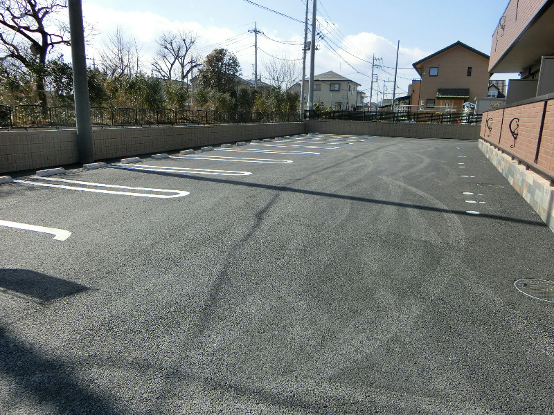 グランドールAbe 駐車場