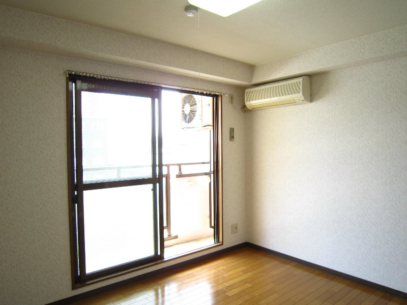 ワンルームシェトワ ベッドルーム