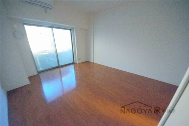 第１５フクマルビル リビング