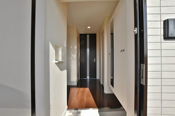 ガーデン・コートSUNATSU(ガーデンコート砂津) 玄関