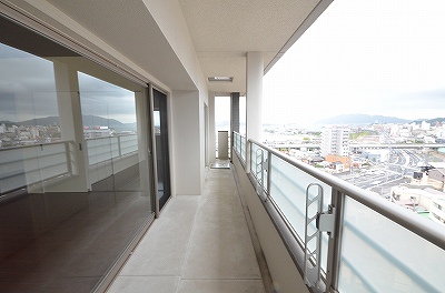 ガーデン・コートSUNATSU(ガーデンコート砂津) ベランダ