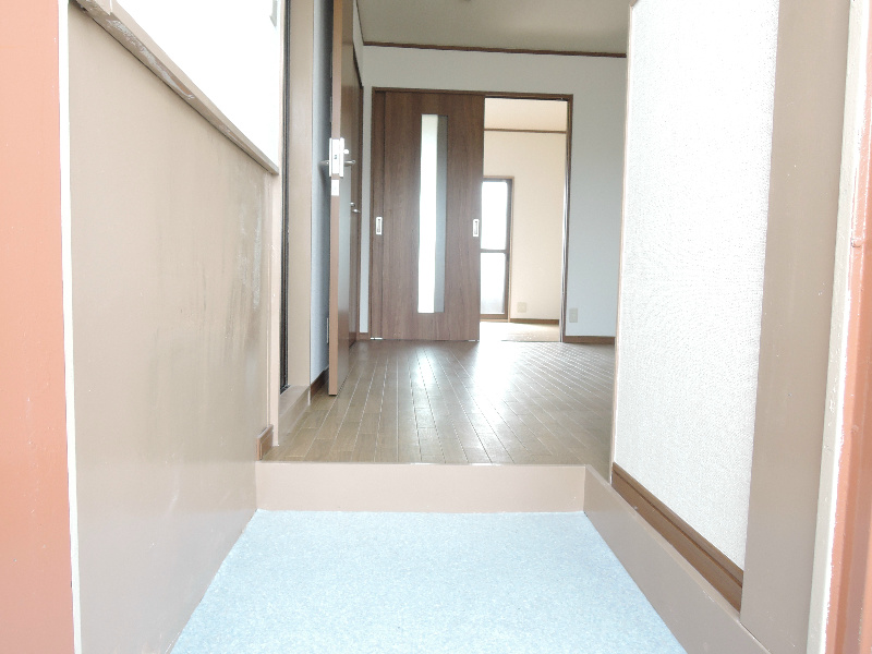 三栄マンション 玄関