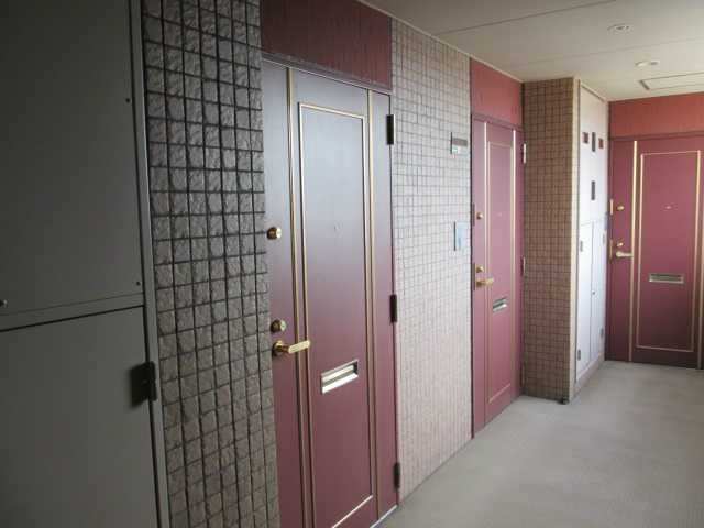 アネシス湘南 玄関