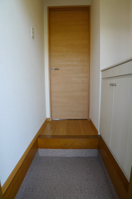 カームモリ 玄関