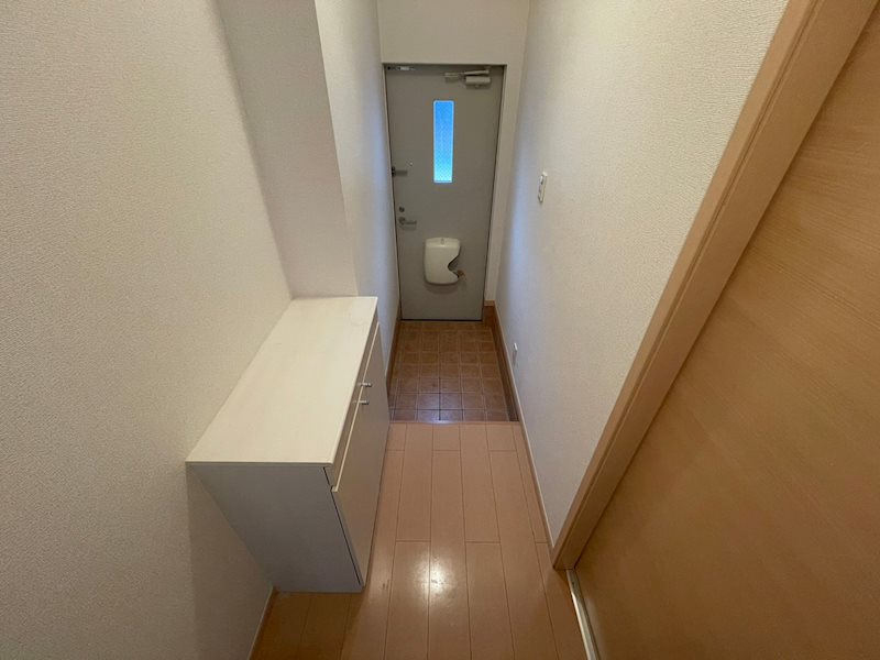 別部屋参考になります。 ベルグラース 玄関